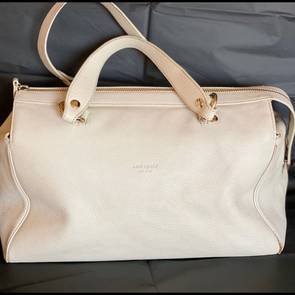 kate spade Handbags - SALE 🔴 Kate Spade Satchel